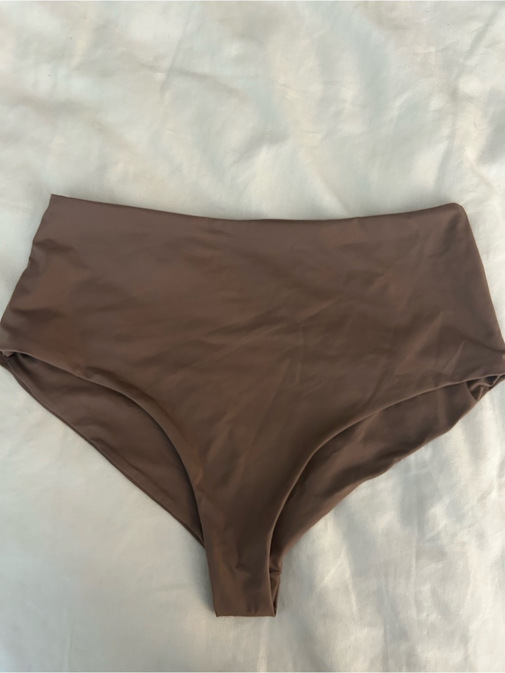 NWNT Girlfriend collective Swim High Waist Bikini Bottom Size M Mocha
